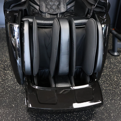 ARROW Signature 3D & 4D Dual Manipulator SL Track Zero Gravity Massage Chair