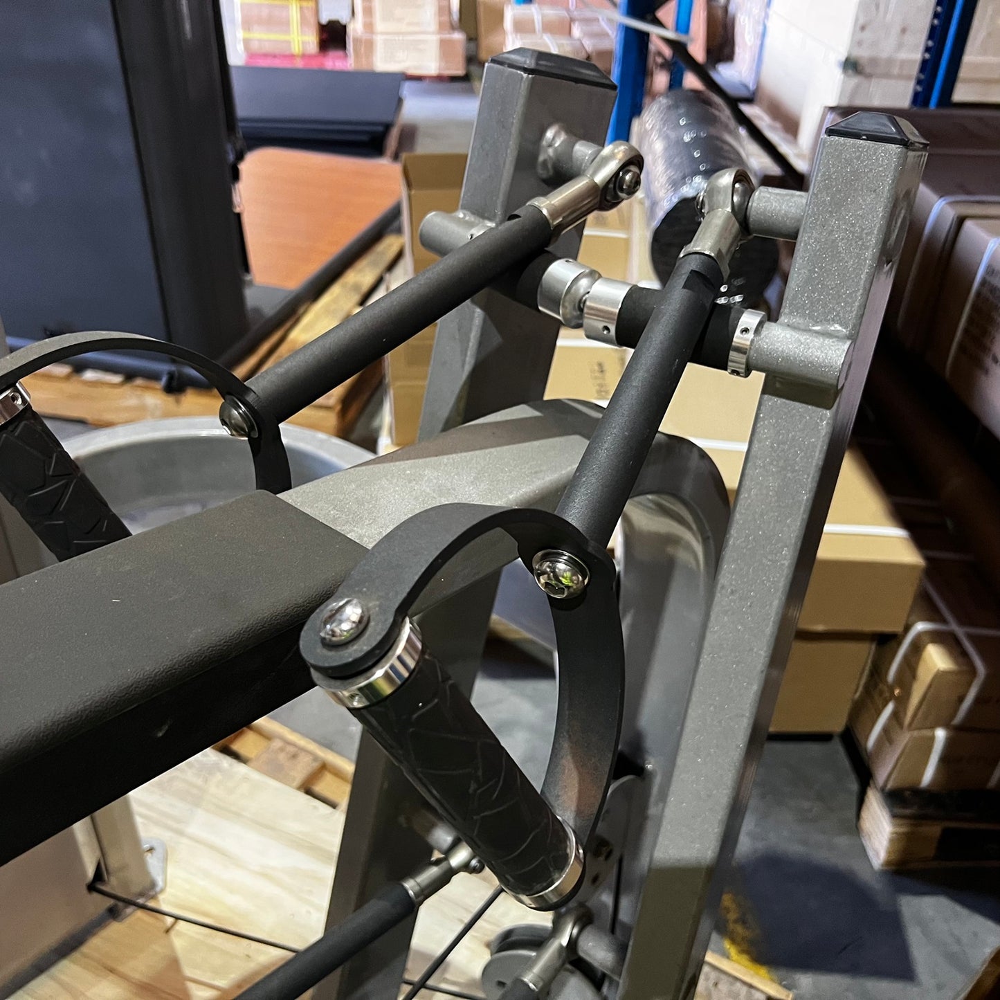 Muscle Motion XRM21015 Commercial Seated Row Rear Delt ex demo