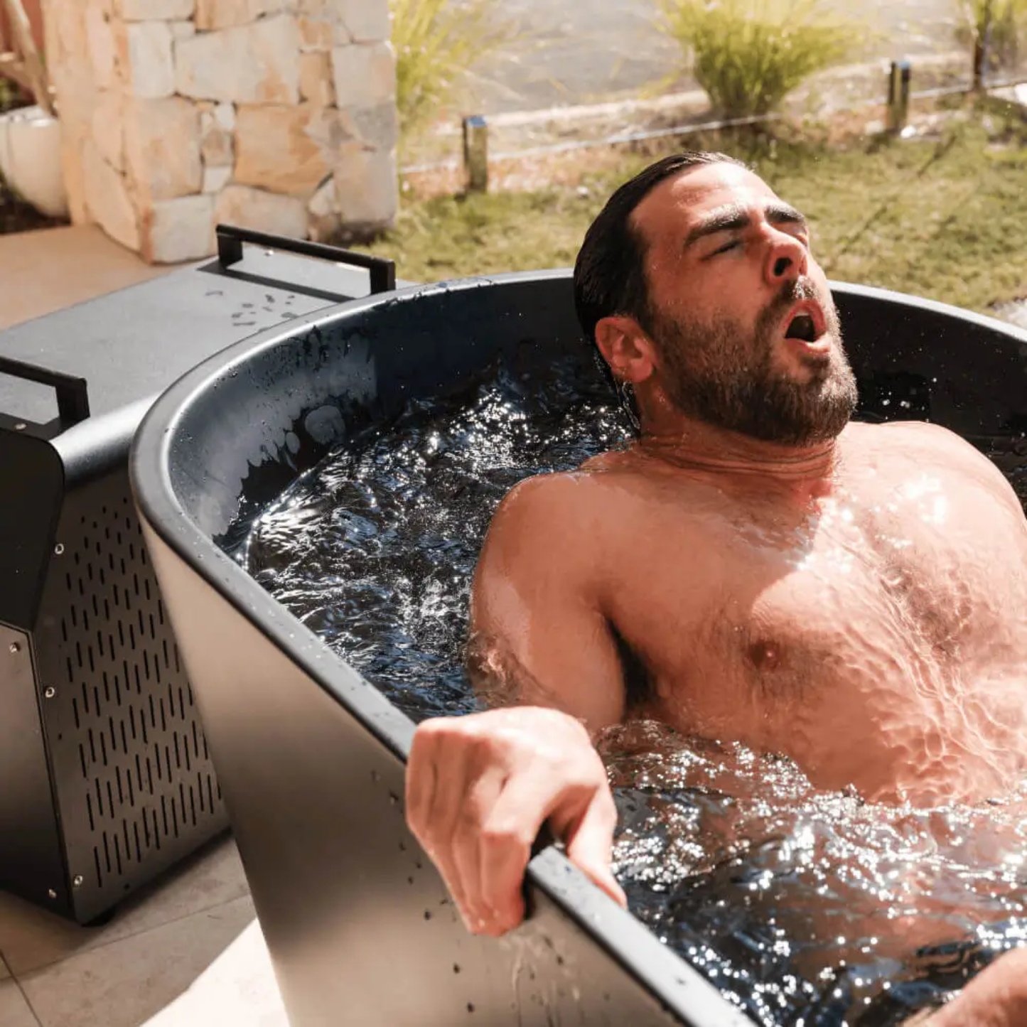 Kiva Käldr Ice Bath — 2HP Chiller (Black / White)