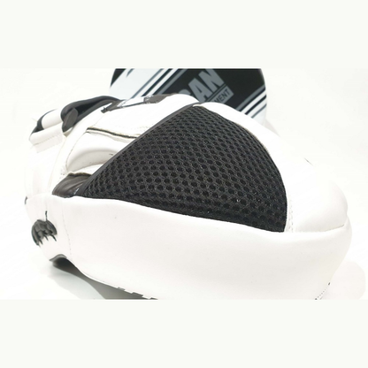 Morgan Aventus Leather Focus Pads (Pair)