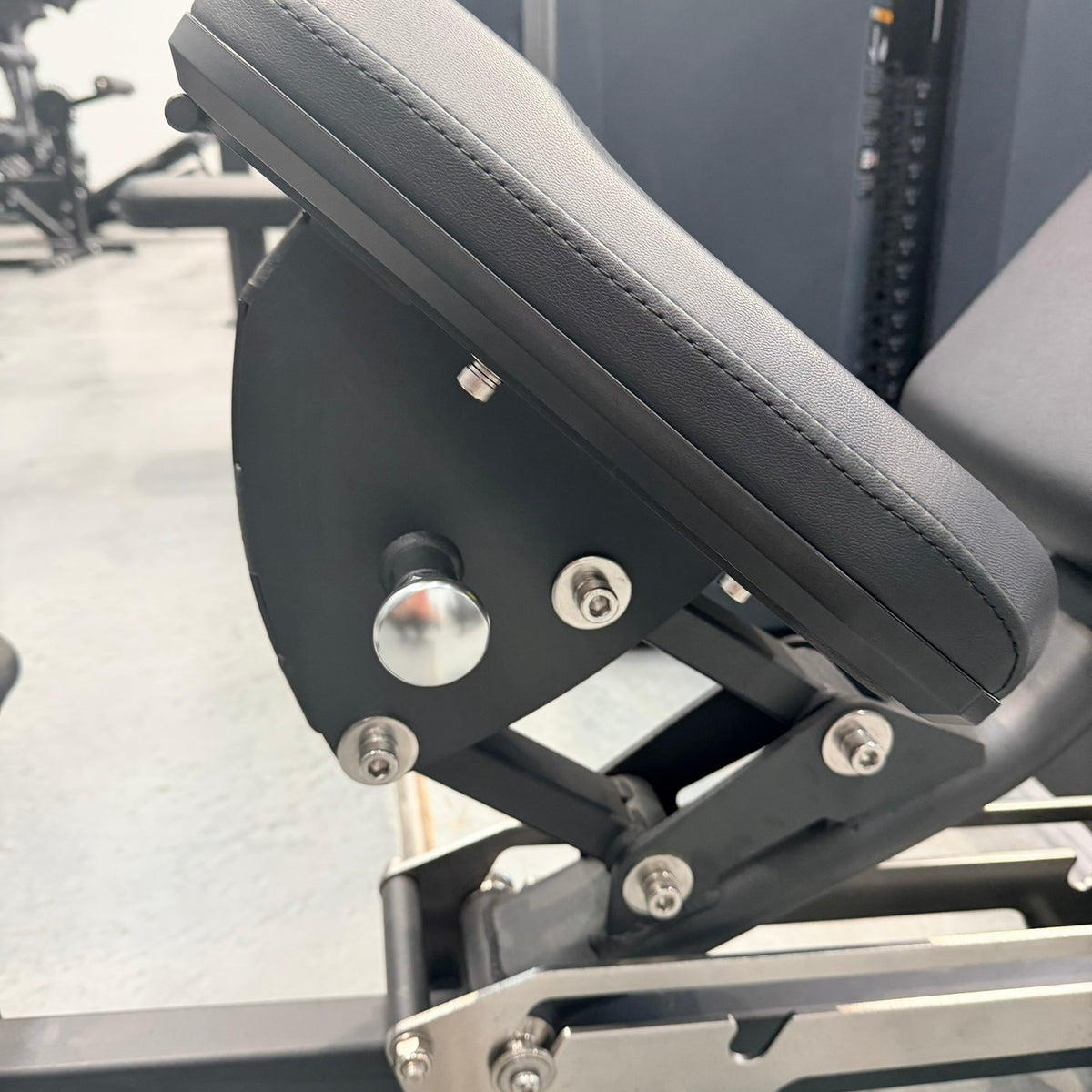 RMC Dual Function Chest Shoulder Press- Pin Loaded - VOLTZ Series