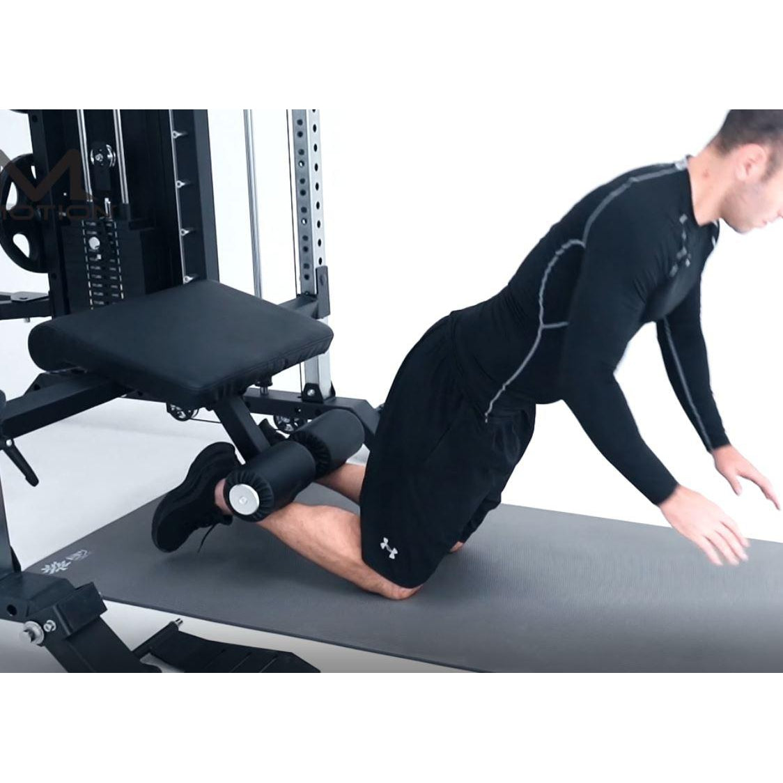 Hip thrust on leg best sale extension machine