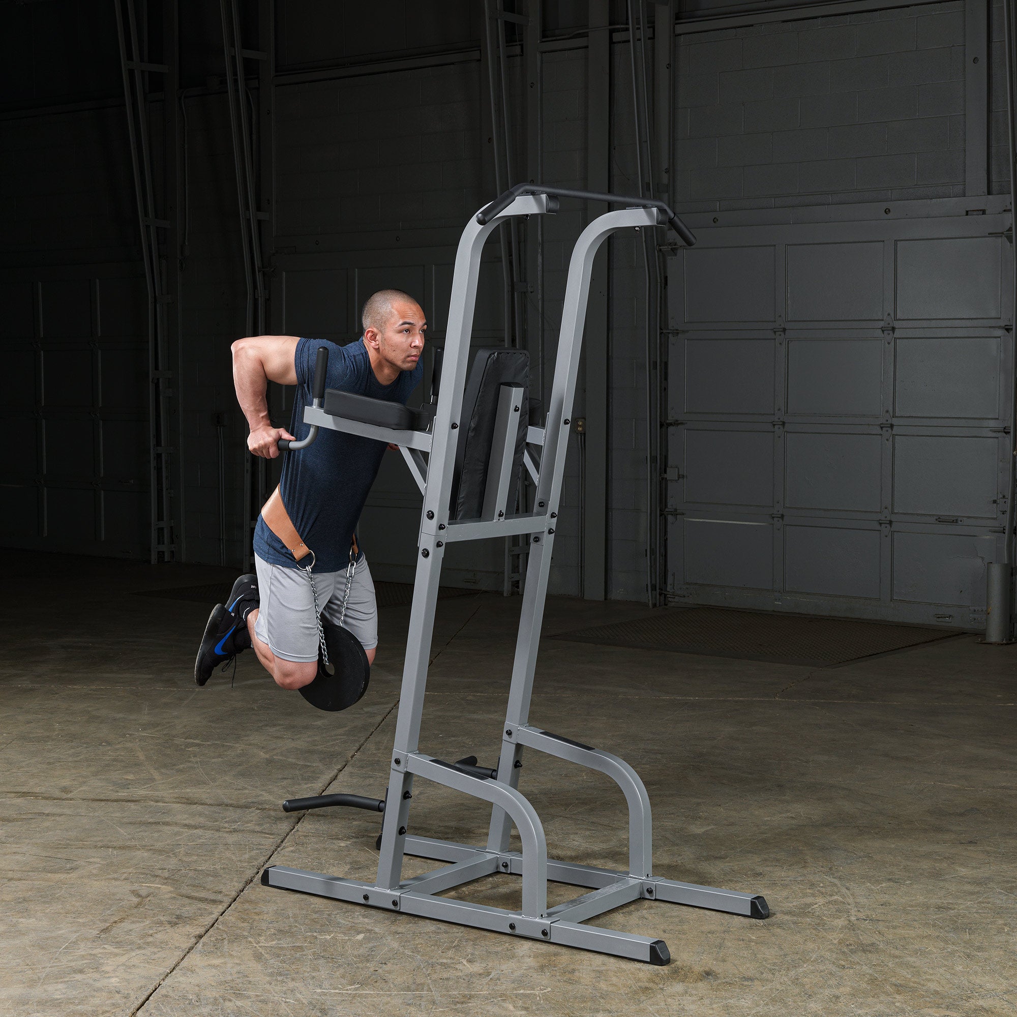 Steel dip dipping outlet knee raise station stand